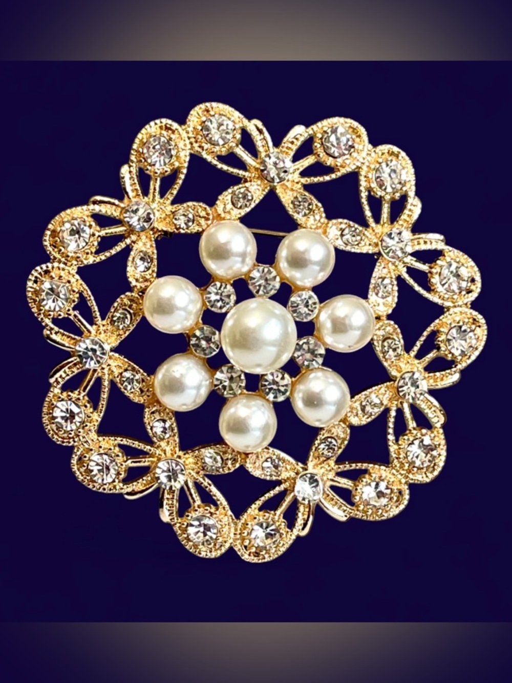 Vintage 90s Gold-Tone Faux Pearl Rhinestone Baroque Style Brooch Pin Floral EUC